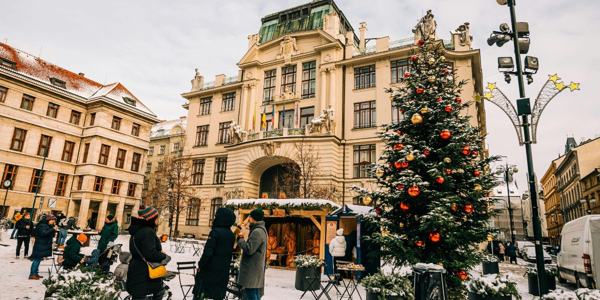 Christmas Town, USA! Magical Places to Visit for the Holidays