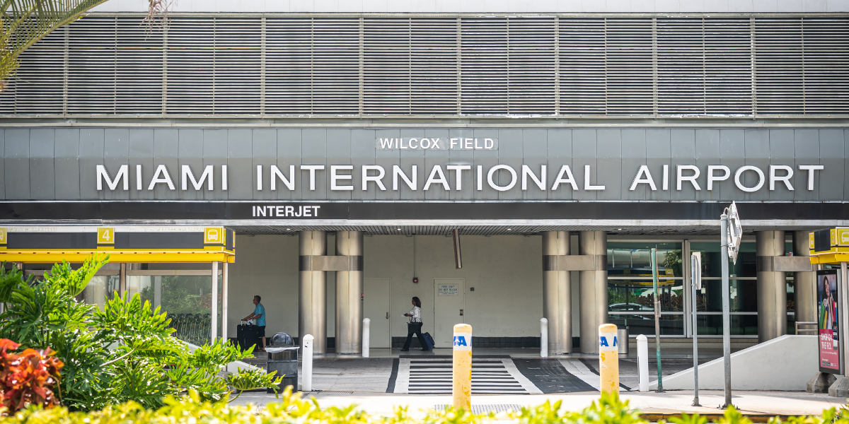 Miami International Airport outside image